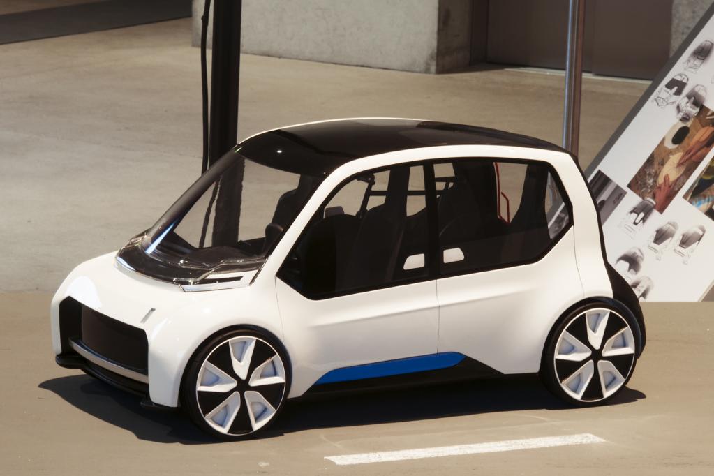 DesignStudio NRW zeigt E-Mobil und Mobilitätsumgebung der Zukunft