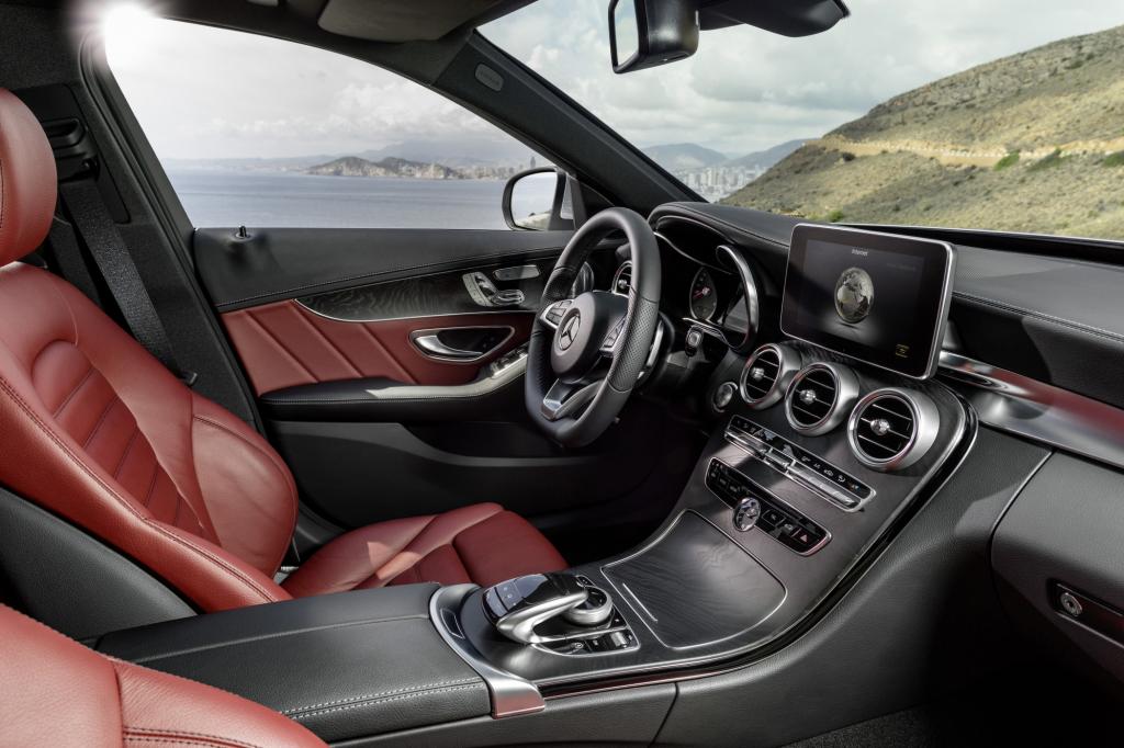 Die Designer haben sich die Architektur der Mercedes-Sportwagen zum Vorbild genommen – ein zeitloses, hochwertiges Interieur ist dabei herausgekommen