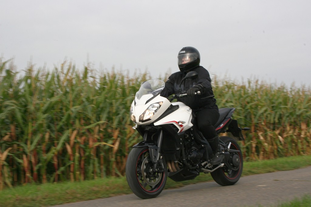 Fahrbericht Triumph Tiger Sport: Kurvenräuber und Kilometerfresser