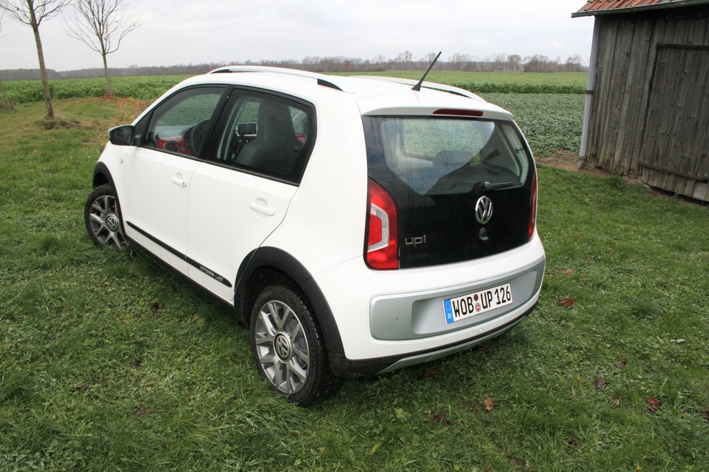 Fahrbericht Volkswagen Cross-Up: Hübsche Figur mit Preisaufschlag