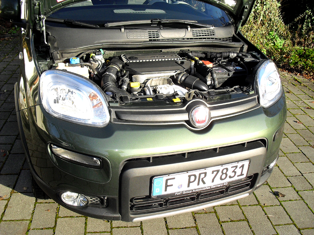 Fiat Panda: Blick unter die Haube auf den 1,3-Liter-Selbstzünder. 