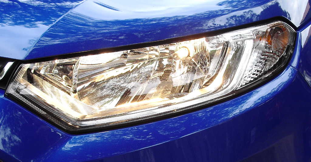 Ford EcoSport: Moderne Leuchteinheit vorn. 