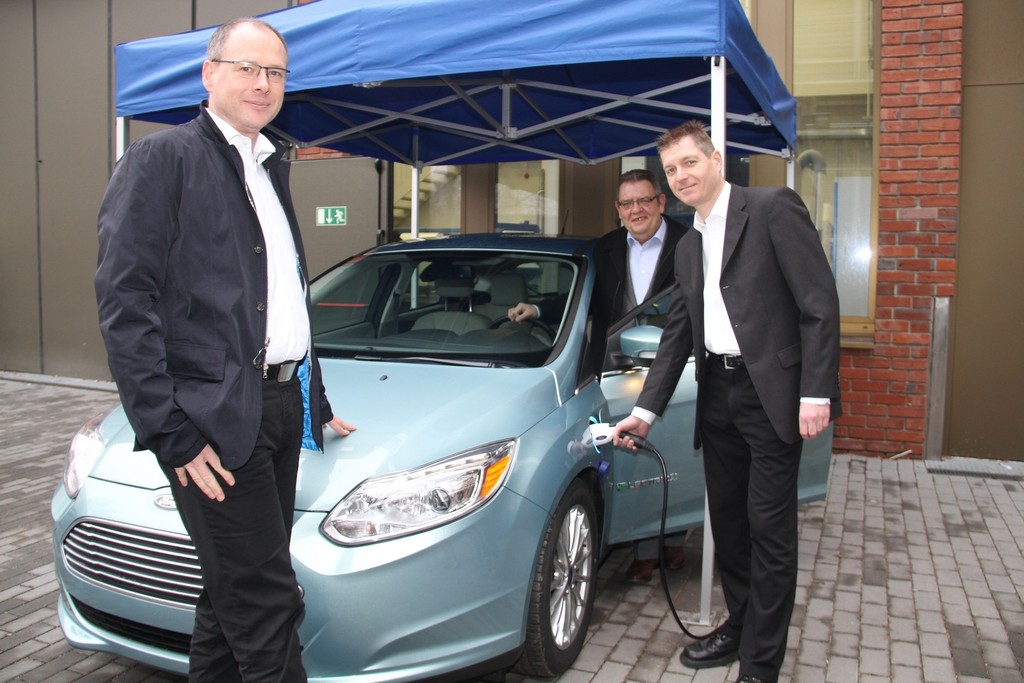 Ford stiftet Focus Electric an Hochschule