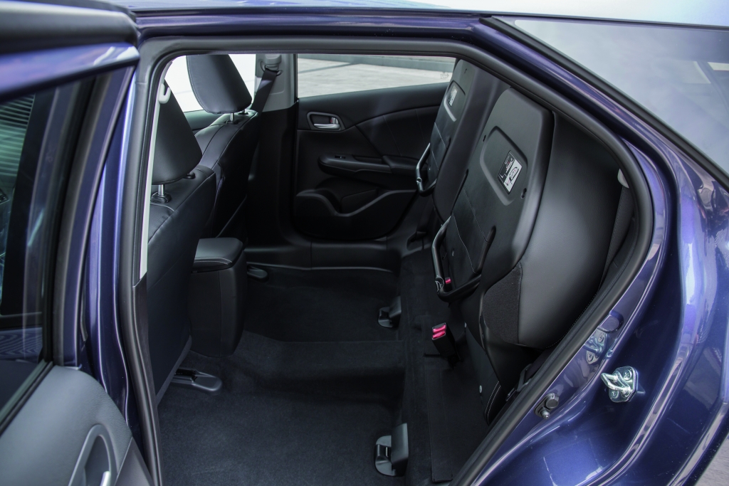 Honda Civic Tourer  - Auf die Klappe, Koffer laden und kraftvoll los