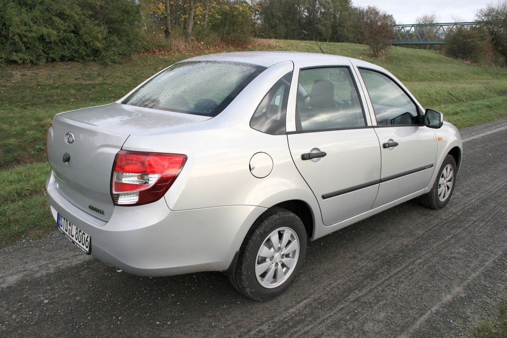 Lada Granta - Der hat ein Problem