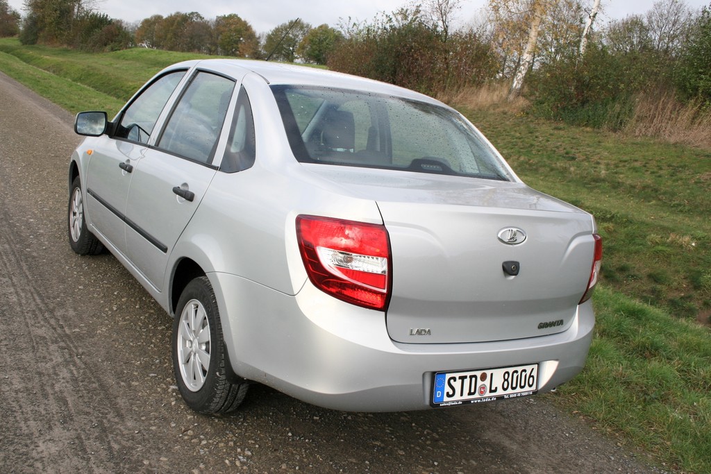 Lada Granta - Der hat ein Problem