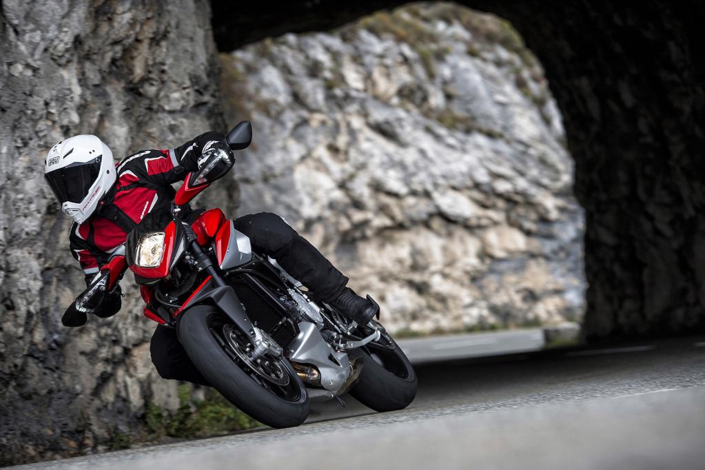 MV Agusta Rivale 800: Der dritte Streich