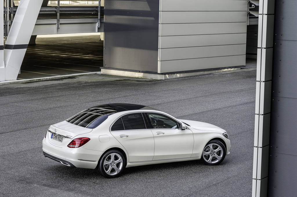 Mercedes-Benz legt die C-Klasse neu auf