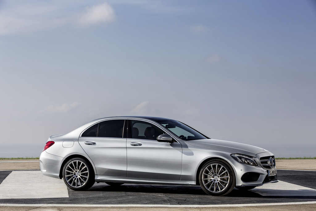 Mercedes-Benz legt die C-Klasse neu auf