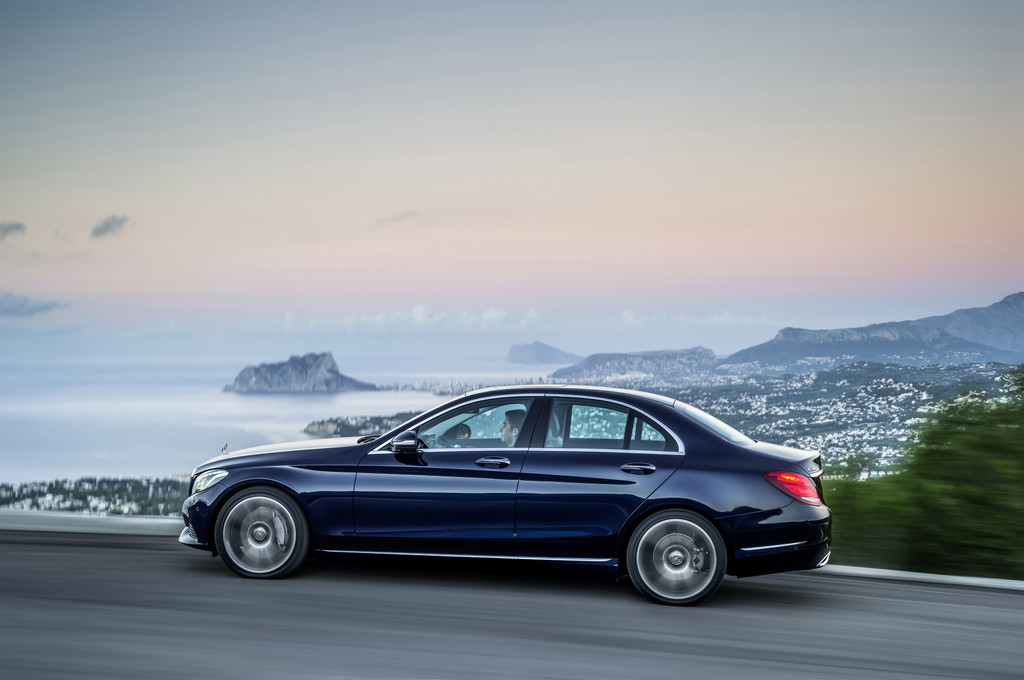 Mercedes-Benz legt die C-Klasse neu auf
