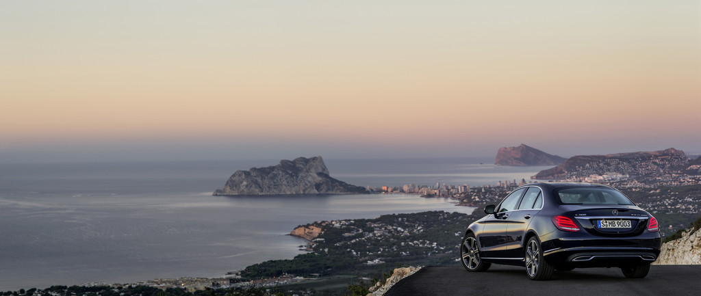 Mercedes-Benz legt die C-Klasse neu auf