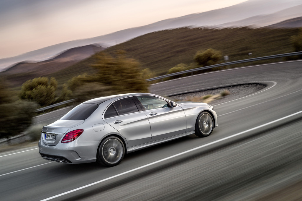 Mercedes-Benz legt die C-Klasse neu auf