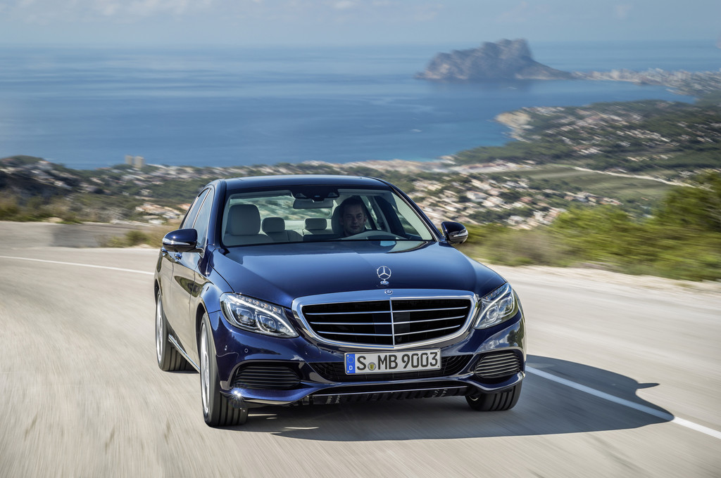 Mercedes-Benz legt die C-Klasse neu auf