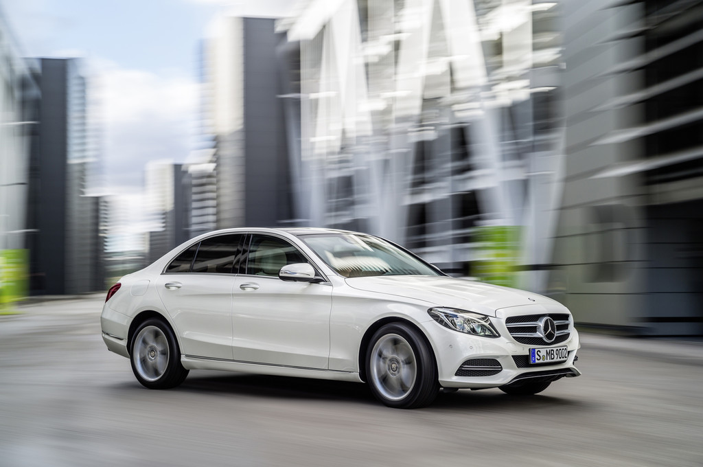 Mercedes-Benz legt die C-Klasse neu auf