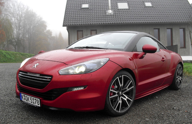 Mit neuem RCZ R krönt Peugeot seine Sportcoupé-Reihe / Start ab Januar