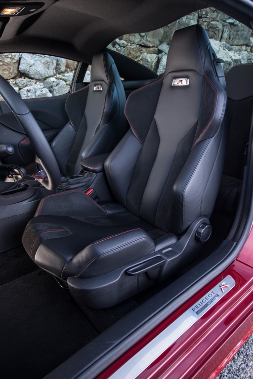 Peugeot bringt Top-Sportler RCZ R