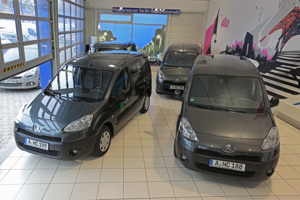 Peugeot liefert 65 Partner an NCR