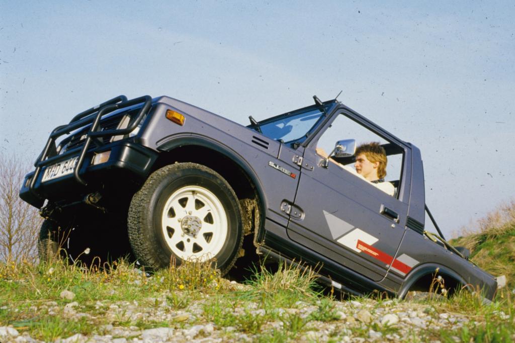 Suzuki SJ413
