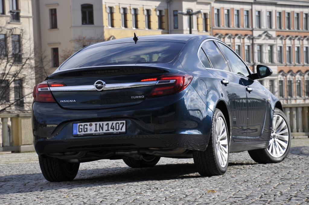 Test Opel Insignia 1.6 SIDI - Der Konkurrenz weit voraus