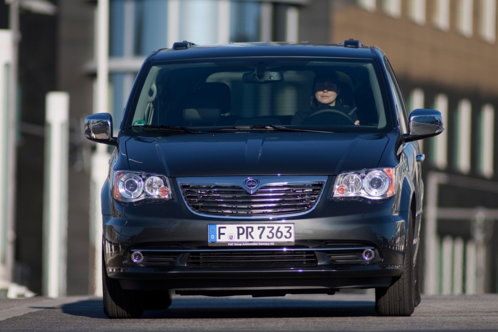 Auch der Lancia Voyager ist eine Adaption des gleichnamigen Modells von Chrysler 