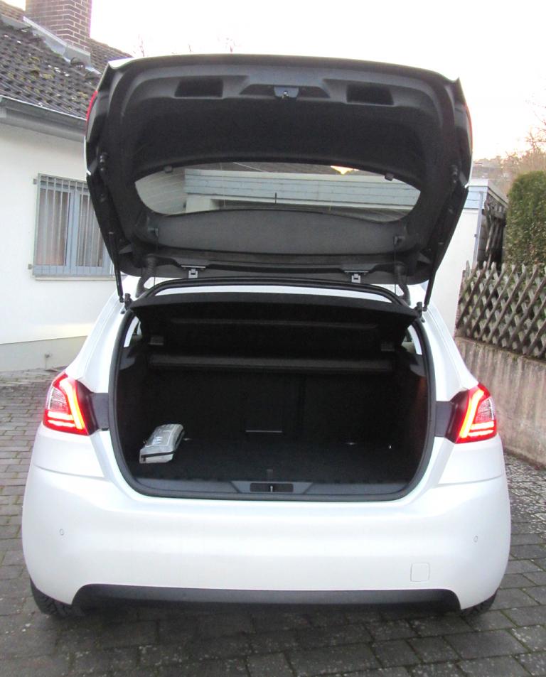 Auto im Alltag: Peugeot 308 e-HDi 115