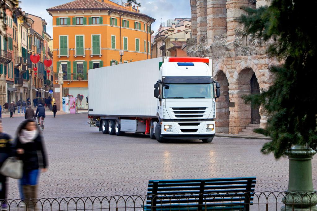 Brummis sollen auf leisen Sohlen weiter fahren
