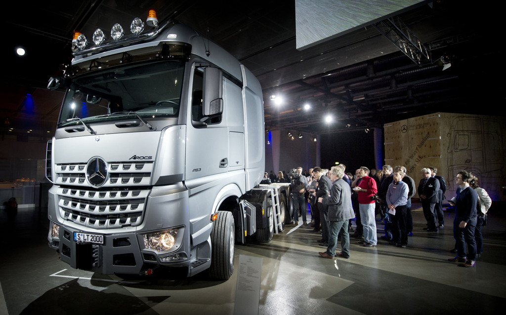 Daimlers dickste Brummis: Actros SLT und Arocs SLT