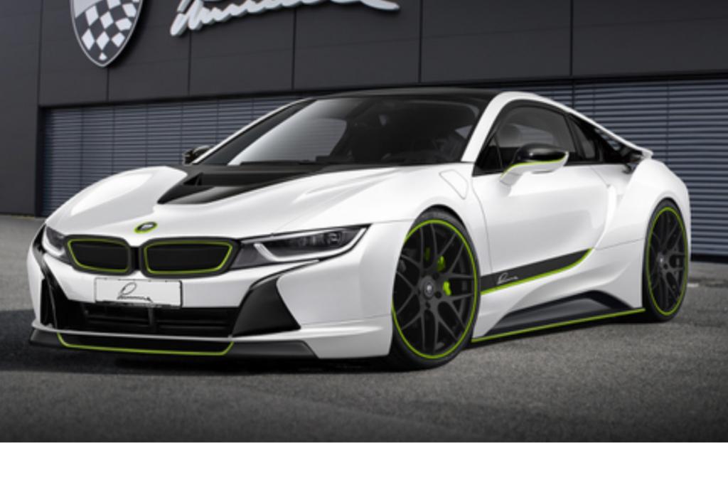 Das optische Tuning des CLR I8 umfasst einen neuen Frontspoiler, modifizierte Seitenschweller, eine Heckstoßstange sowie einen Diffusor aus Karbon.
