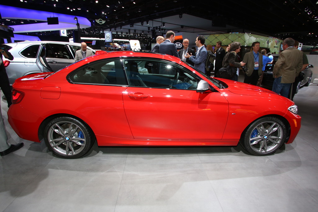 Detroit 2014: Aus 1 mach 2 - Weltpremiere der BMW 2er-Reihe