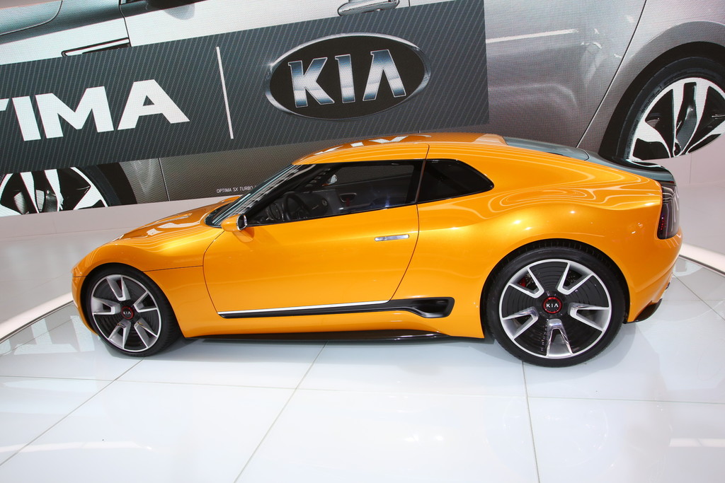 Detroit 2014: Beim Kia GT4 Stinger macht der Motor die Musik