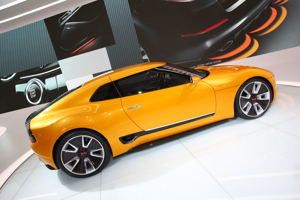 Detroit 2014: Beim Kia GT4 Stinger macht der Motor die Musik