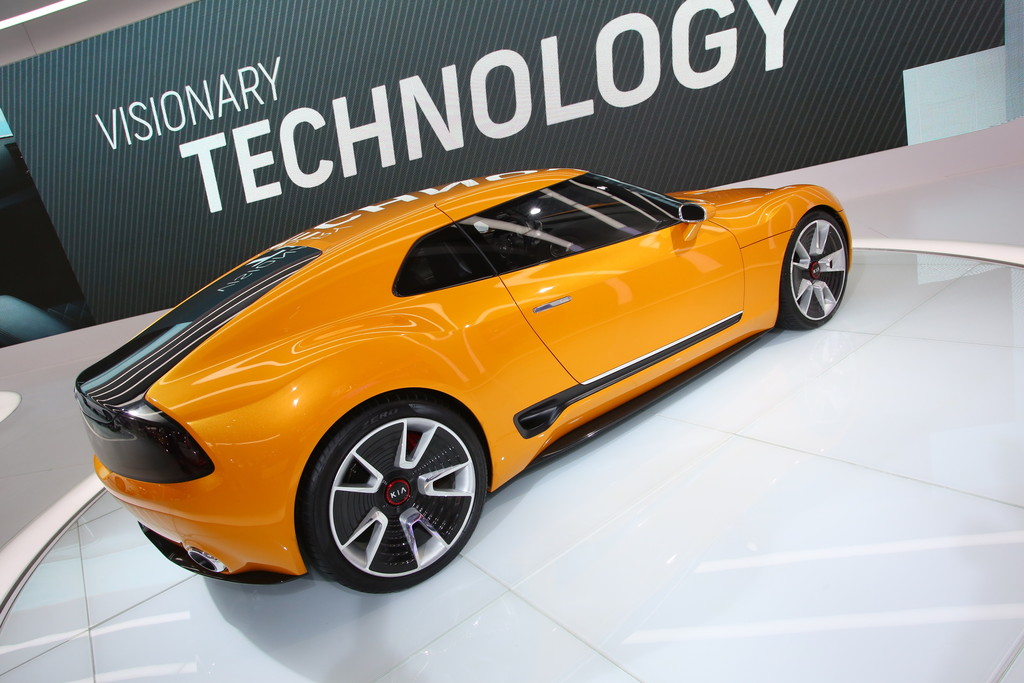 Detroit 2014: Beim Kia GT4 Stinger macht der Motor die Musik