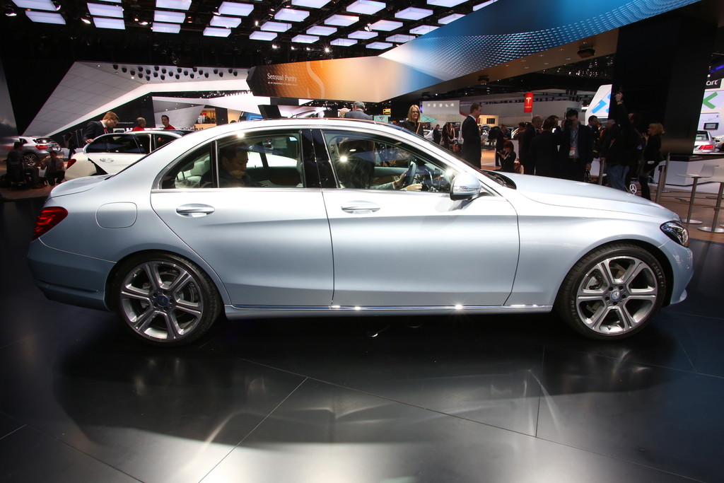 Detroit 2014: Die C-Klasse holt sich Hightech aus der Oberklasse