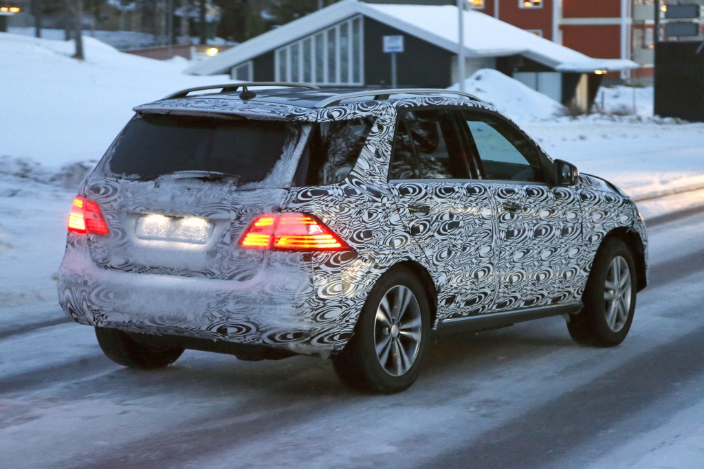 Erwischt: Erlkönig Mercedes ML Facelift – Das neue Gesicht