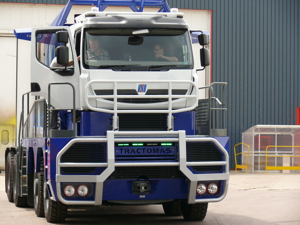 Exklusiv: Tractomas – Heavy Metal made in France