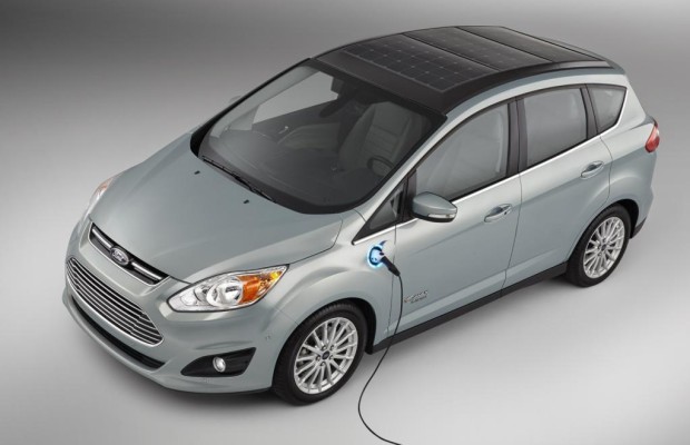 Ford tankt Kraft aus dem Sonnendach