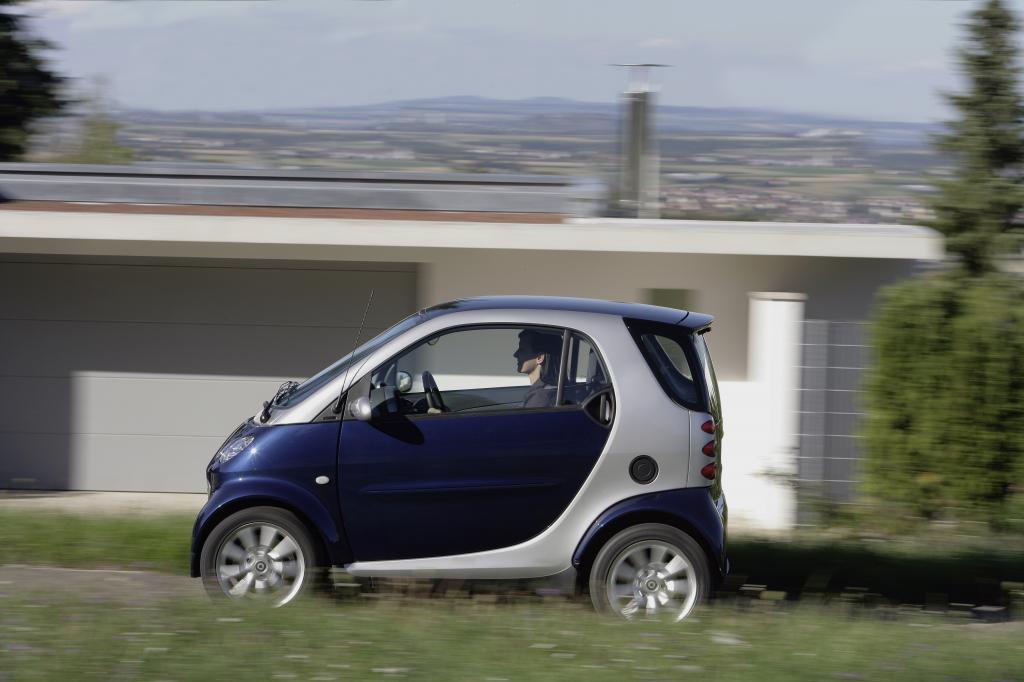 Highlight des ersten Smart ist immer noch, dass er auch quer in eine Parklücke passt.