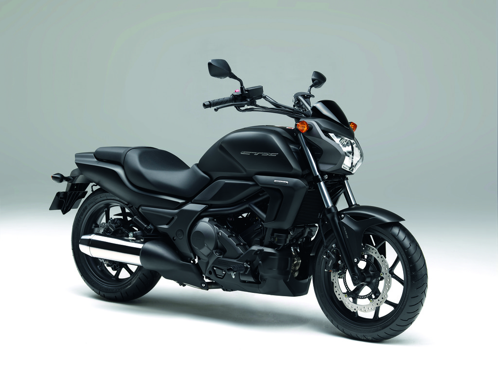 Honda CTX 700 N kommt serienmäßig mit DCT