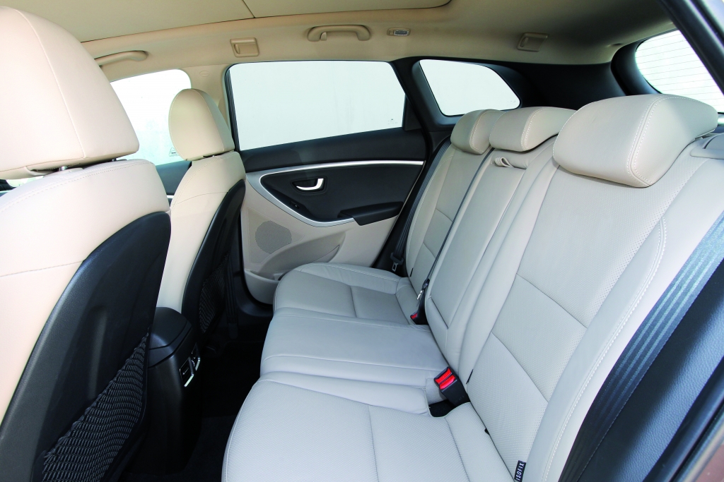 Hyundai i30 Kombi blue 1.6 CRDI: Sparsam und geräumig
