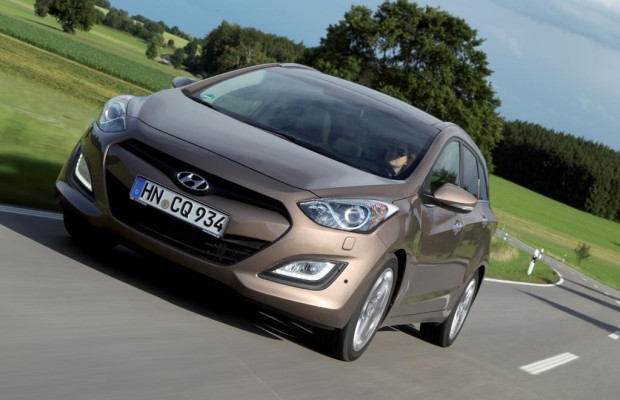 Hyundai i30 Kombi blue 1.6 CRDI: Sparsam und geräumig