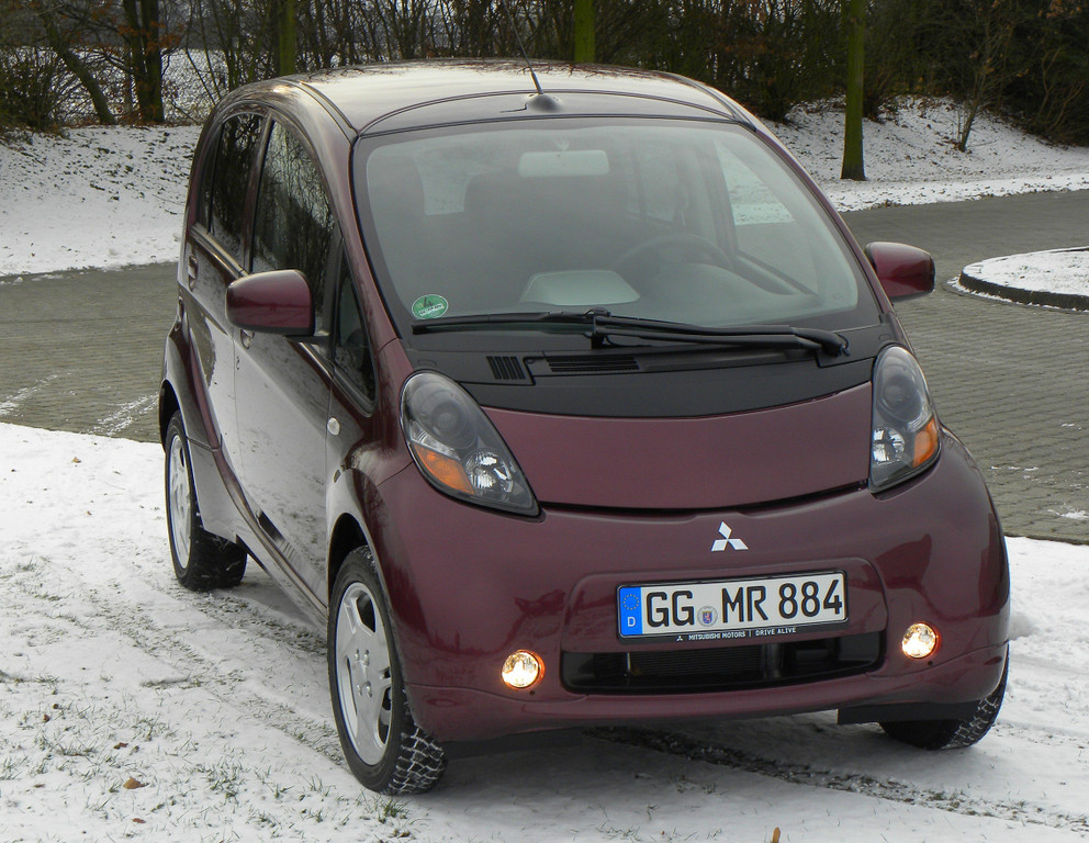Im Kältetest: Reichweiten bei Batterie-Autos brechen ein - © Mitsubishi