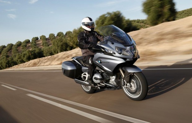 Motorradkoffer: Schlank macht wendig