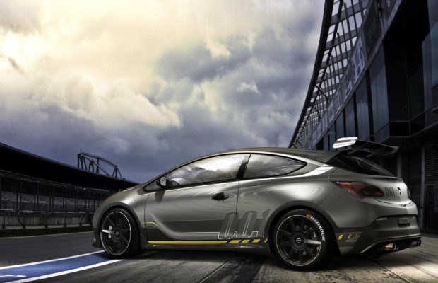 Opel Astra OPC Extreme - Nachschlag für die Rennstrecke 