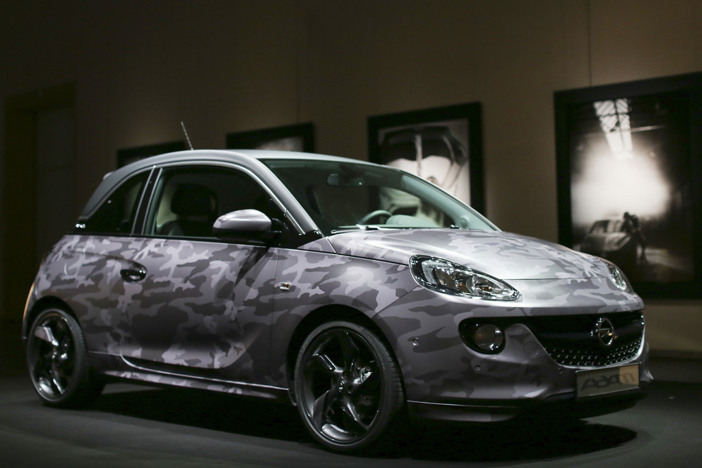 Opel-Ausstellung zeigt den Adam by Bryan Adams