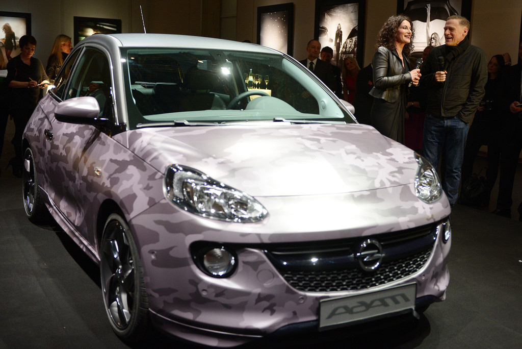 Opel-Ausstellung zeigt den Adam by Bryan Adams