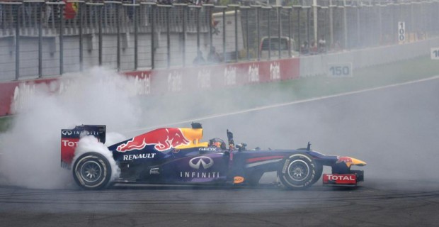 Pirelli fährt bis 2016 Formel 1