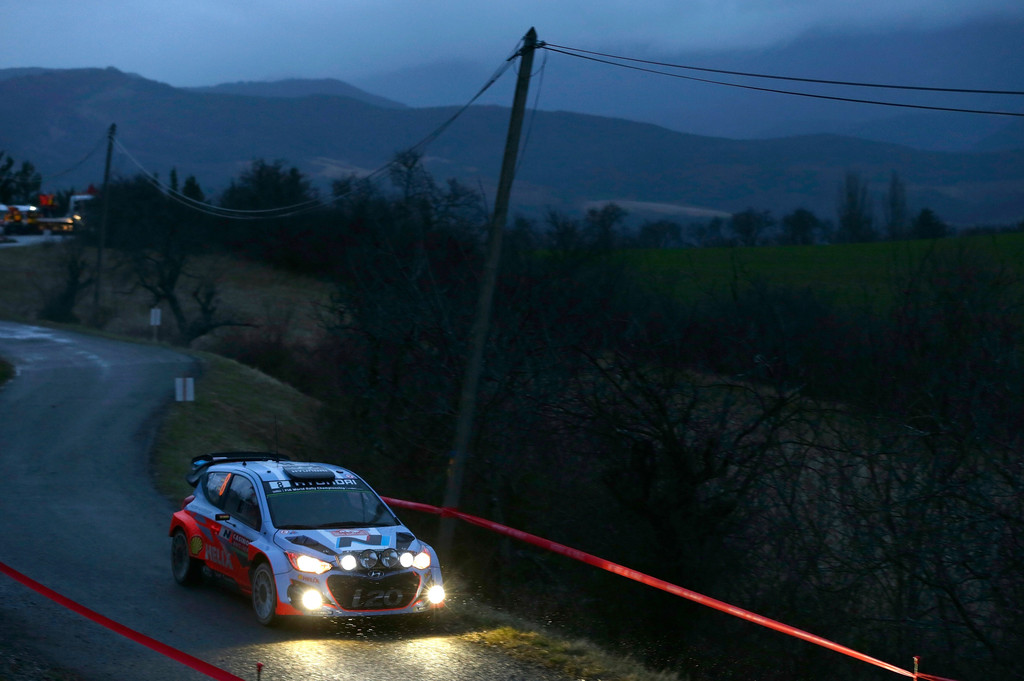 Rallye Monte Carlo 2014: Fehlstart für Hyundai