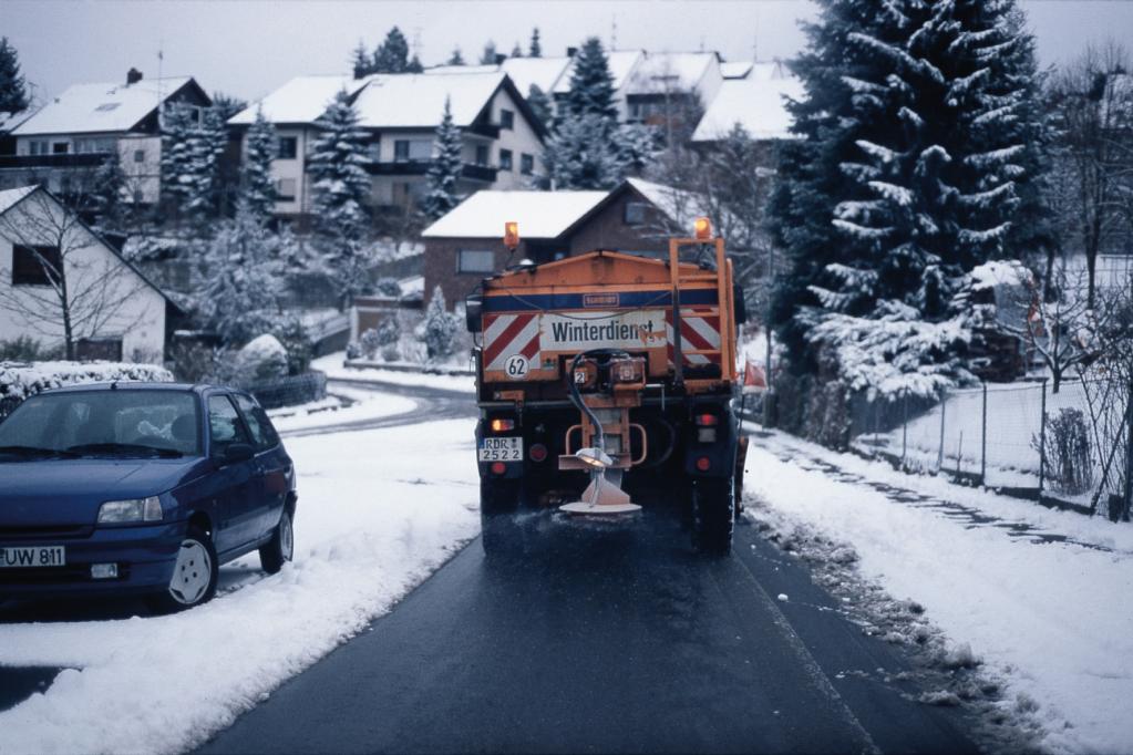 Ratgeber: Bei Schneefall notfalls umparken