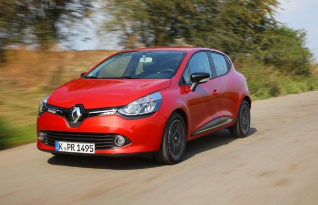 Renault bei Importeuren und E-Mobilen vorn