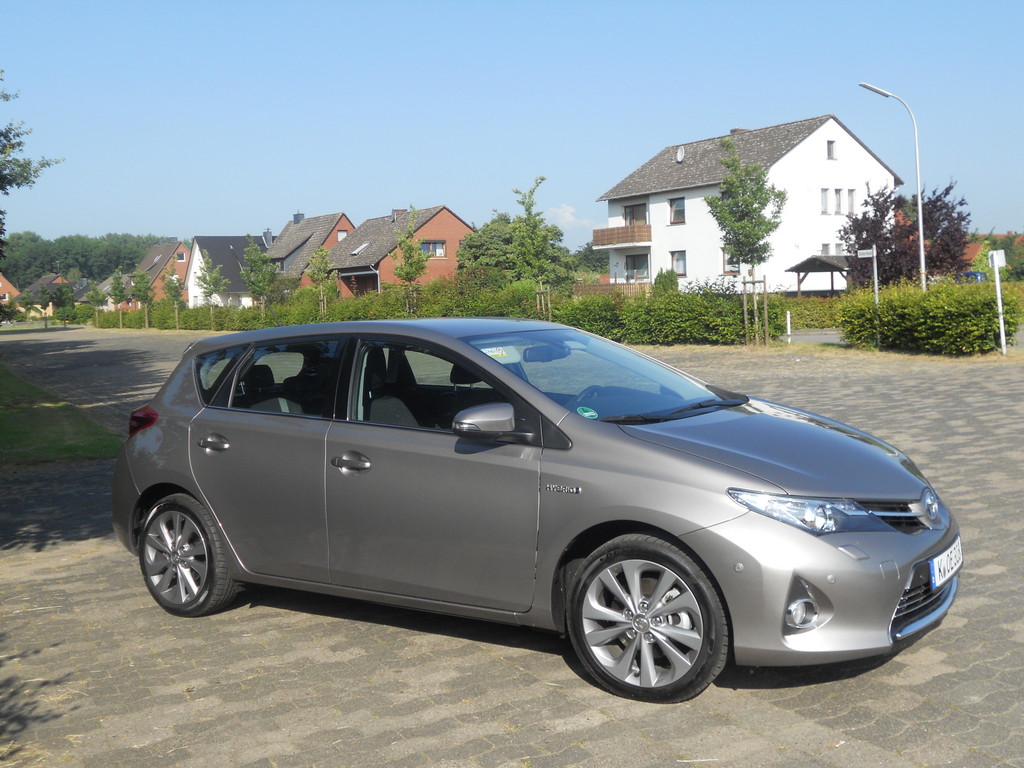 Toyota Auris Hybrid - Foto: Auto-Medienportal.Net 
